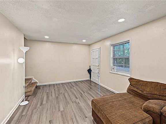 5th image of 1150 Rankin St #7F