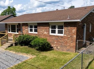 105 Glenn Ave, Beckley, WV 25801