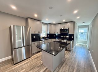 14 Vermont Ave #3, Somerville, MA 02145