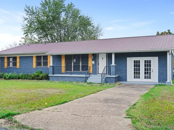 401 S Cedar St, Sallisaw, OK 74955