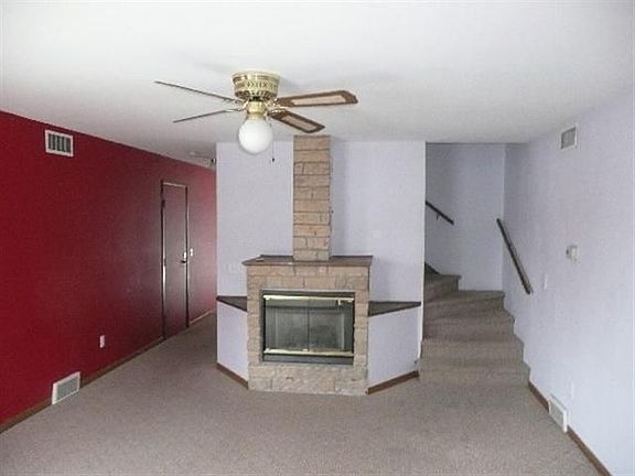 2nd image of 806 N Thompson Dr Unit 1