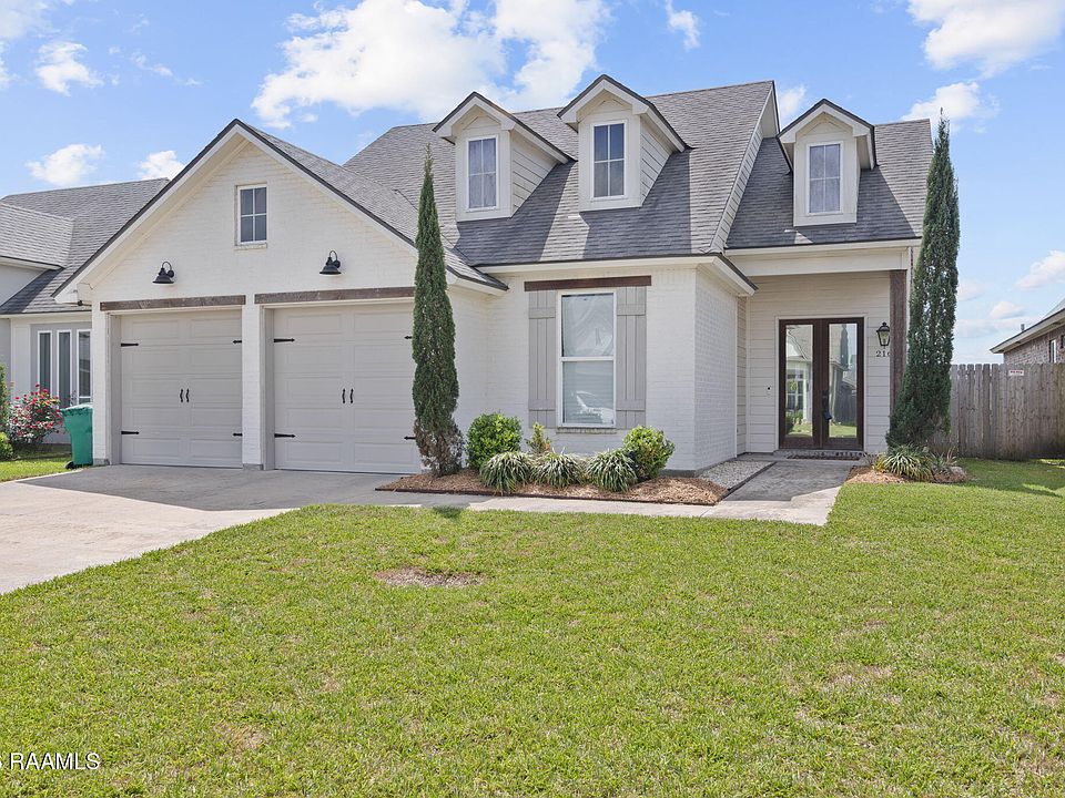 1st image of 216 Whispering Meadows Rd