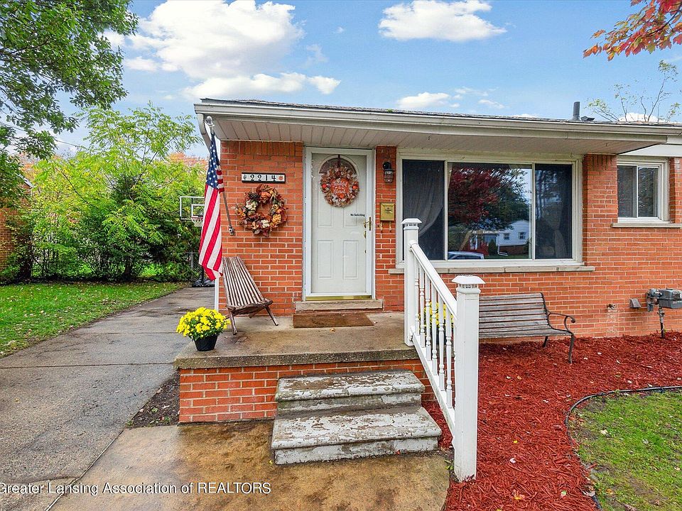 2214 Barstow Rd, Lansing, MI 48906 Zillow
