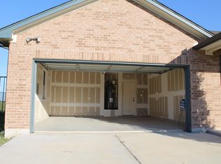 206 Gable St, Kyle, TX 78640
