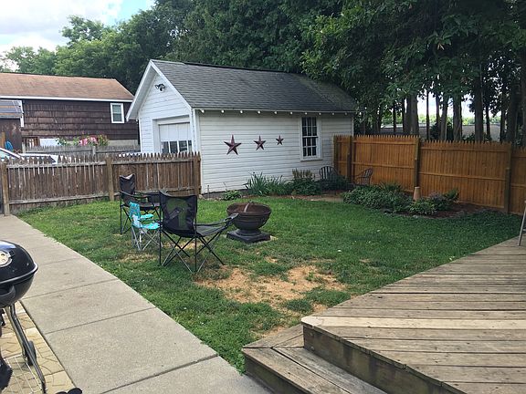 3rd image of 102 Edgeworth Ave