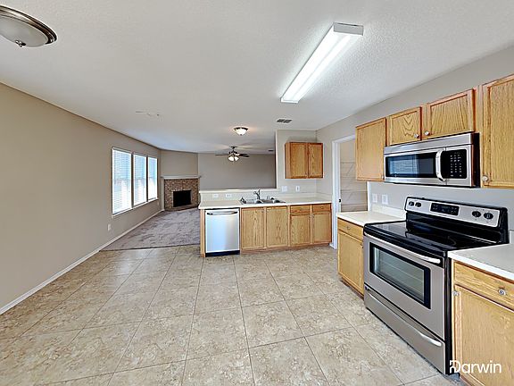 3rd image of 2429 Graystone Dr