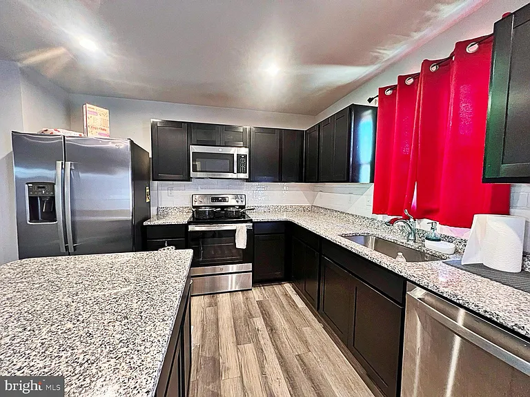 94 Opal Dr — Photo 7