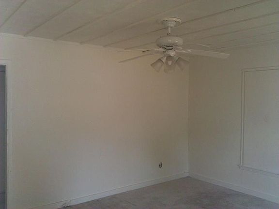 2nd image of 4140 Doyle St