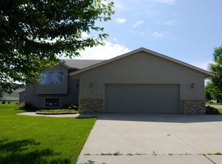 2210 Truman Ave SE, Owatonna, MN 55060
