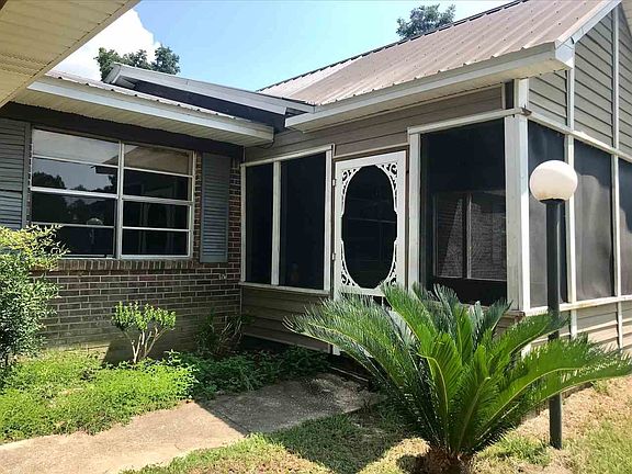 3rd image of 544 McDuffie Ave