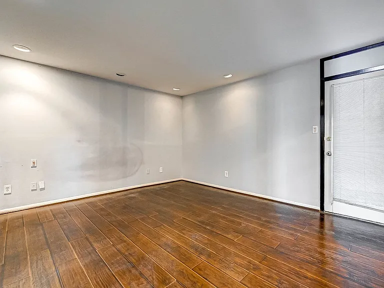 3910 McDuffie — Photo 44