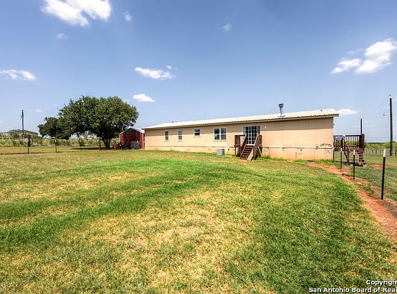 2nd image of 4565 County Road 427
