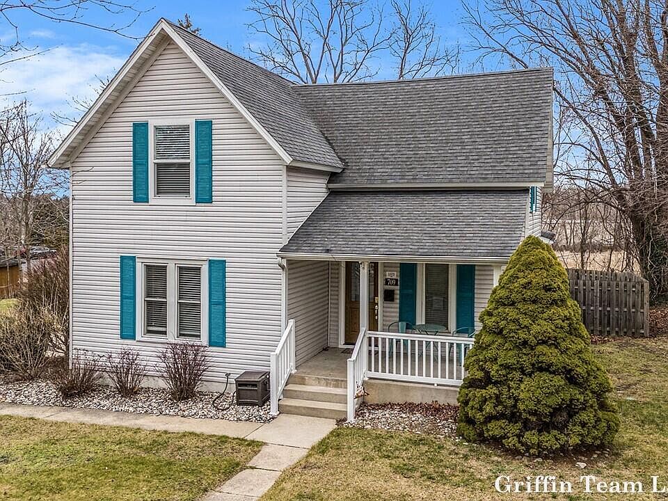 1st image of 709 Conger St