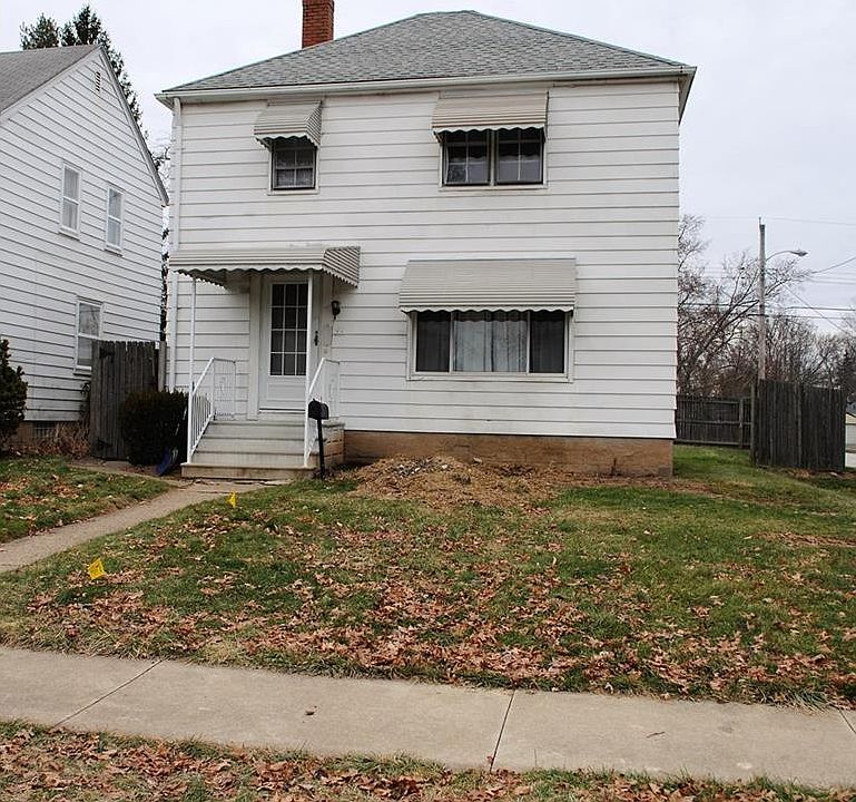 1st image of 47 Pierce Ave