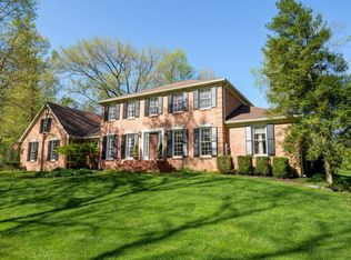 145 Rosswoods Dr, Pewee Valley, KY 40056