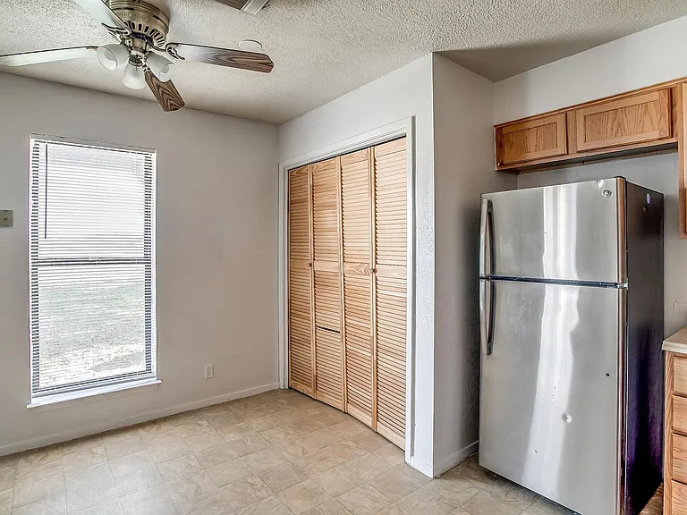 6530 Fall Creek Hwy — Photo 16
