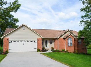 35 Jefferson St, Crossville, TN 38572