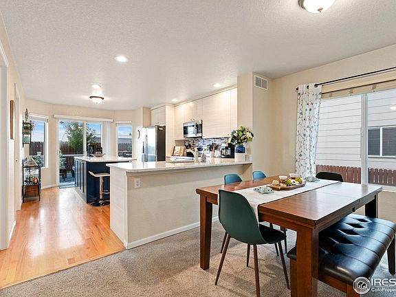 3rd image of 5729 Hickory Cir