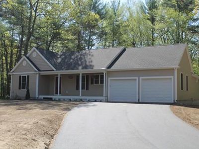 117 Hopkinton Rd, Upton, MA, 01568