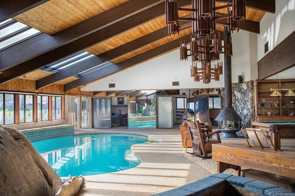 www.zillow.com