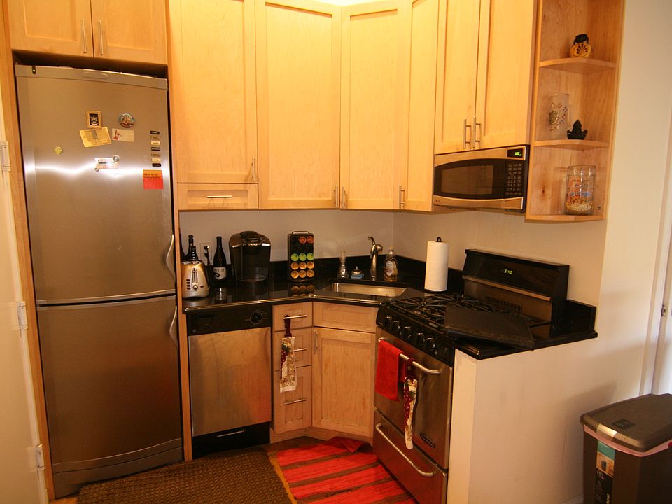 1st image of 232 W 14th St APT 3A