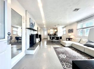101 Briarwood Ave #A, Middletown, RI 02842