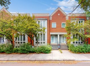 904 S Morgan St, Chicago, IL 60607