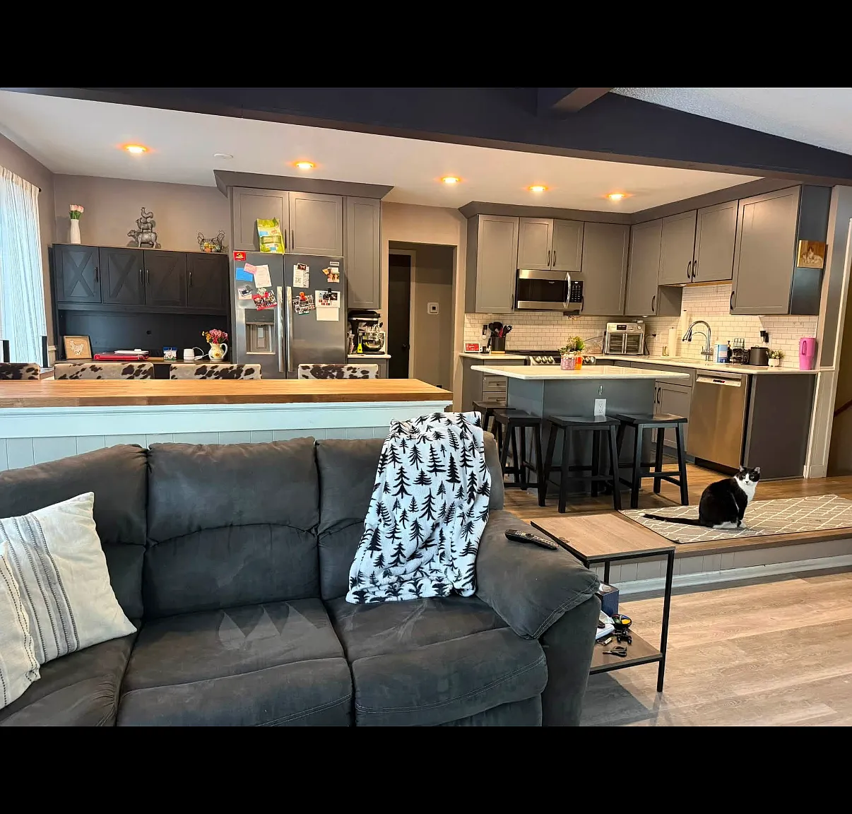 1 bed, 1200 sqft, $1,400 — Photo 3