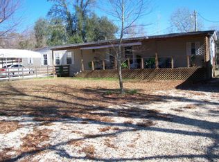 36 Entrekin Rd, Carriere, MS 39426