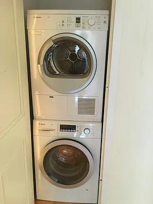 Rented by Realmart Realty LLC | media 28