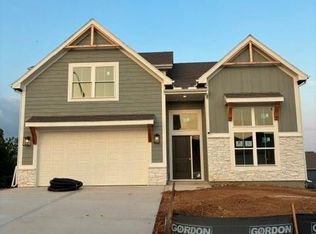16268 Giorgia St, Parkville, MO 64152