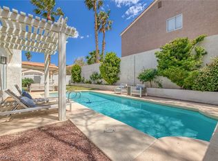 2017 Spruce Brook Dr, Henderson, NV 89074