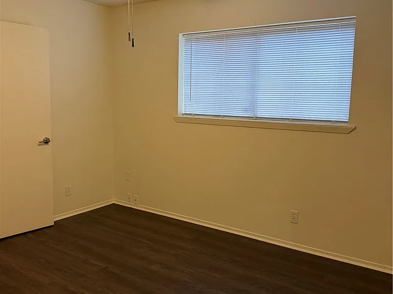 1513 Shannon Cir — Photo 6