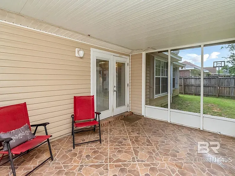 8816 Spring Grv N — Photo 14