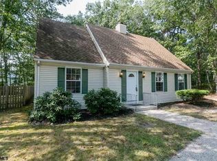561 Constitution Dr, Galloway, NJ 08205