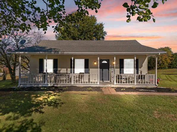 296 Blue Lake Dr, Berea, KY 40403