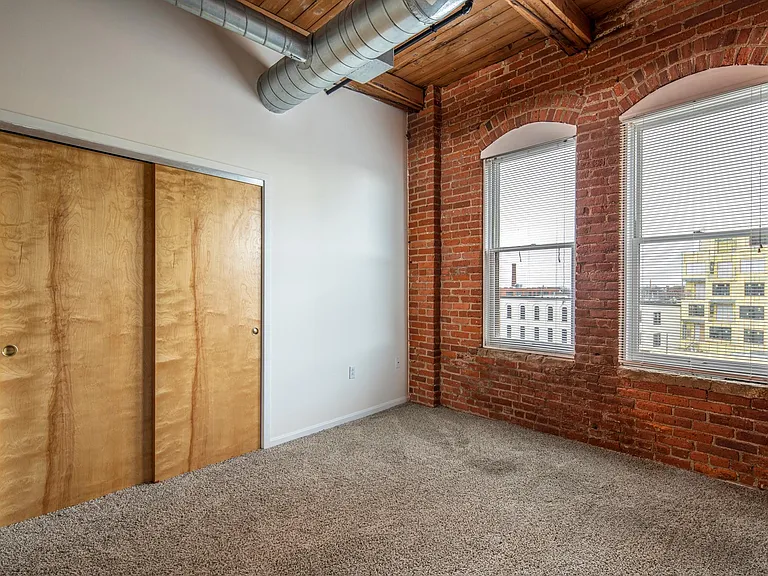 2820 Detroit Ave #101 — Photo 10