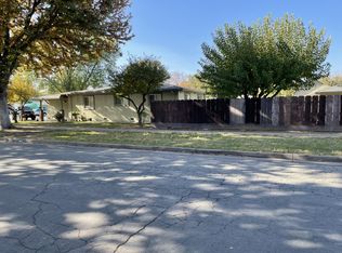 1205 W 11th St, Merced, CA