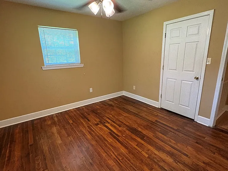 5520-372 County Road 5520 — Photo 15