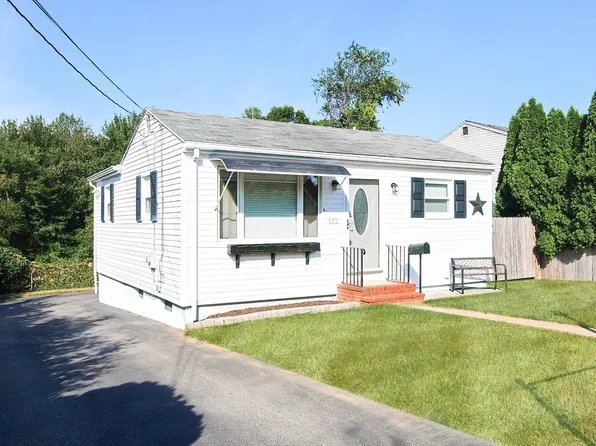 132 Sycamore St, Fairhaven, MA 02719