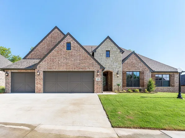 1602 Pinecrest Dr, Claremore, OK 74017