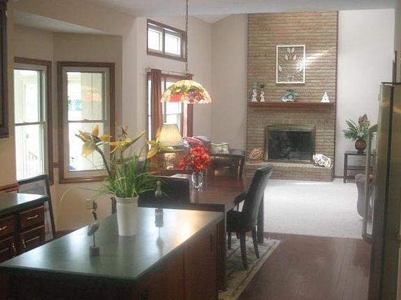 2nd image of 632 Wilkens Ct