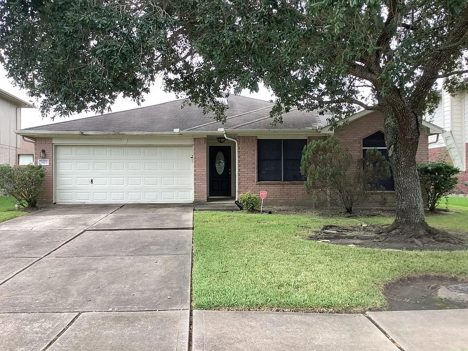 1423 Hunter Green Ln