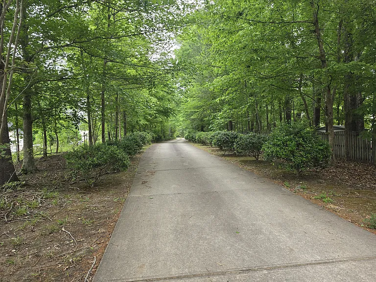 5 Spreading Oak Ct — Photo 26