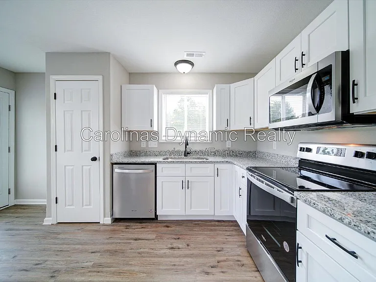 3702 Cardinal Bluff Ln — Photo 13