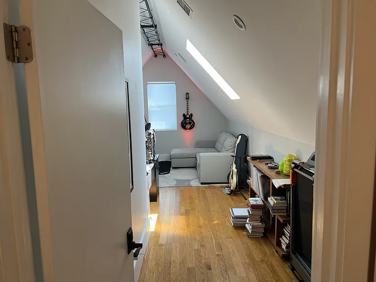 204 Spencer Ave #10 — Photo 25