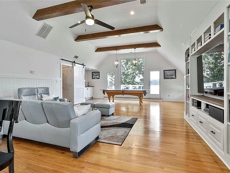 111 Loblolly Cir — Photo 40