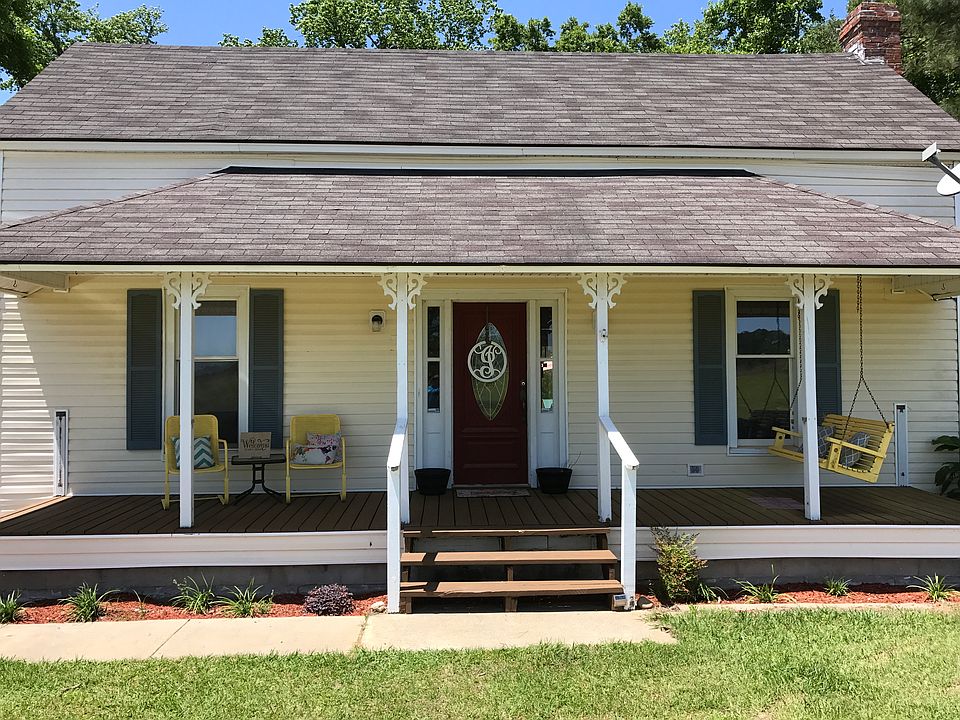 1st image of 3230 Eastlake Dr