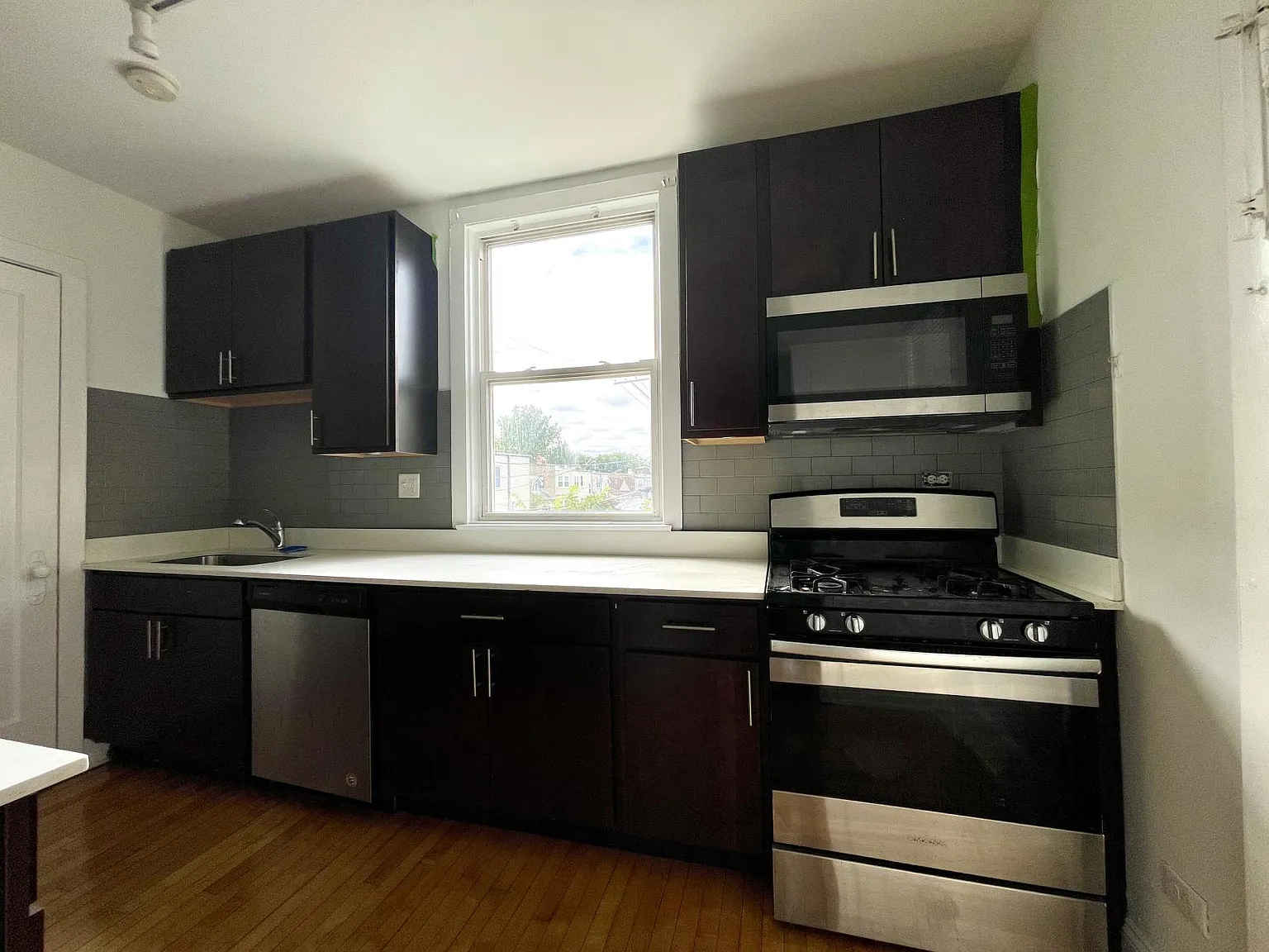 3018 North Karlov Avenue #2 — Photo 1