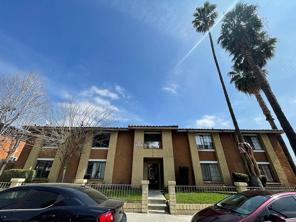 1st image of 1515 N Sierra Way #17